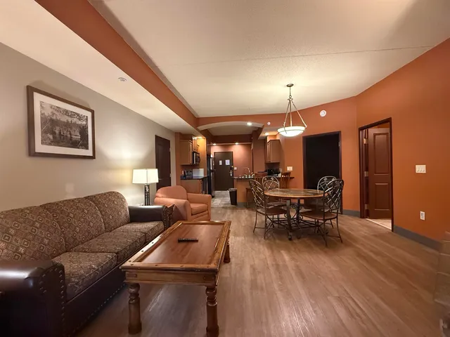 $224,900 | 2411 River Wisconsin Dells Wi 53965, Unit 2443, Wisconsin Dells, WI 53965