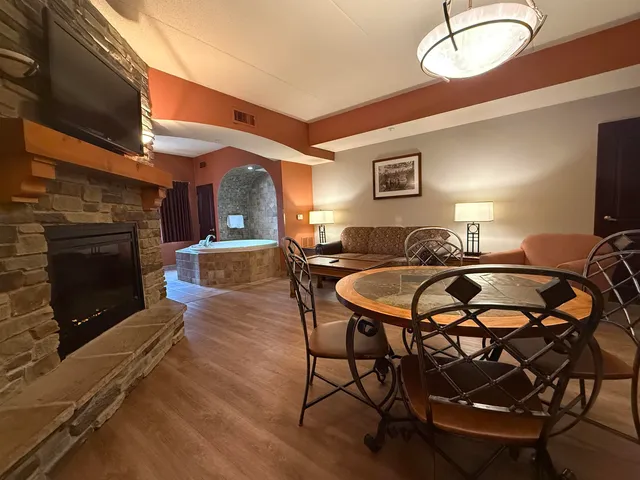 $224,900 | 2411 River Wisconsin Dells Wi 53965, Unit 2443, Wisconsin Dells, WI 53965