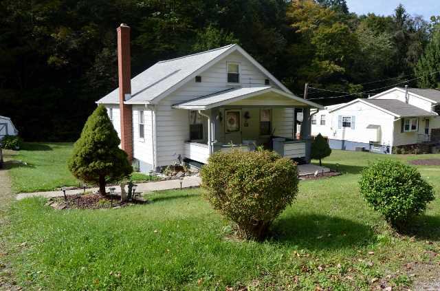 804 Bocktown Road Crescent, PA 15046 - Photo 1 of 16 Exterior Front.