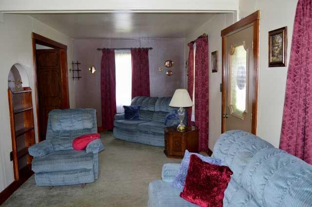 804 Bocktown Road Crescent, PA 15046 - Photo 5 of 16 Living Room.