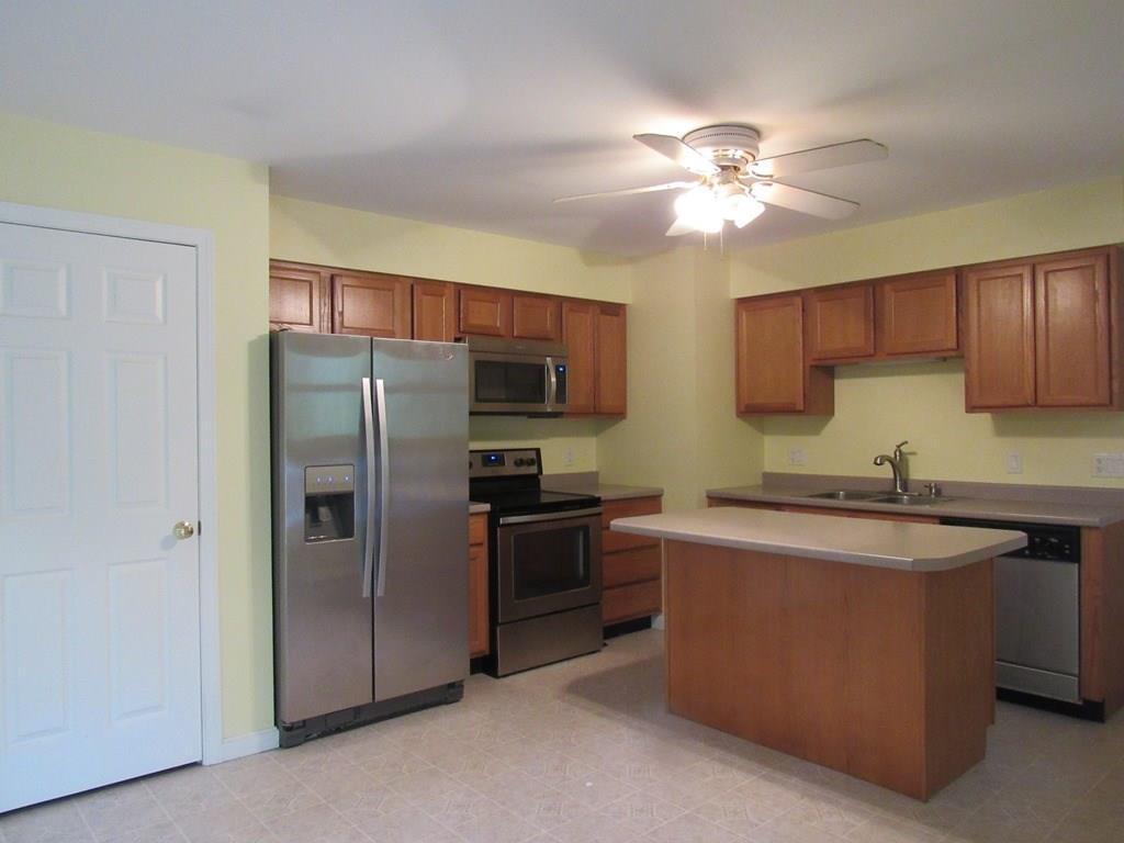 49 Pine Mountain Road Cape Neddick, ME 03902 - Photo 8 of 29 This well appointed kitchen features...