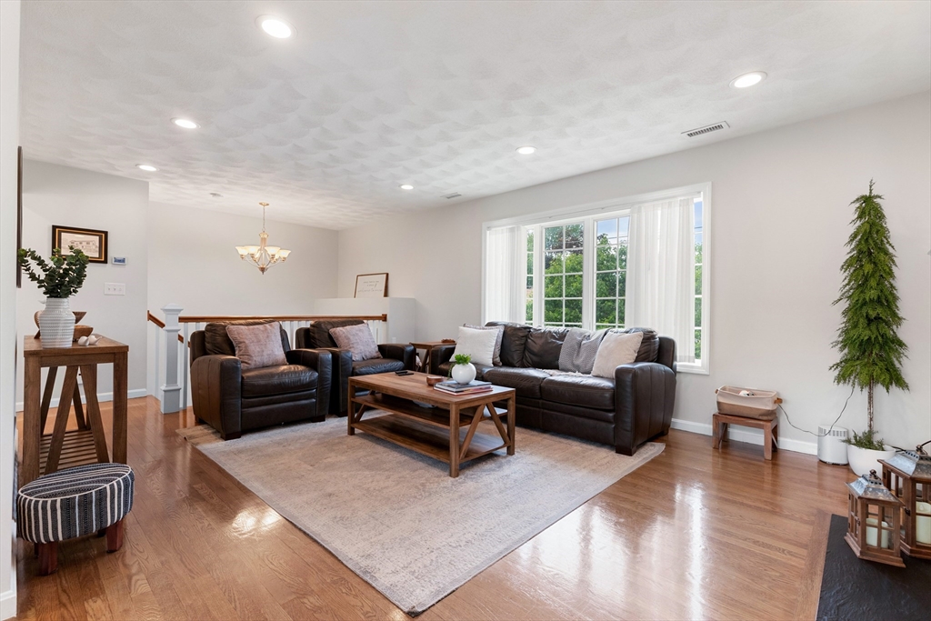 34 Moffett Road Lynn, MA 01905 - Photo 19 of 36