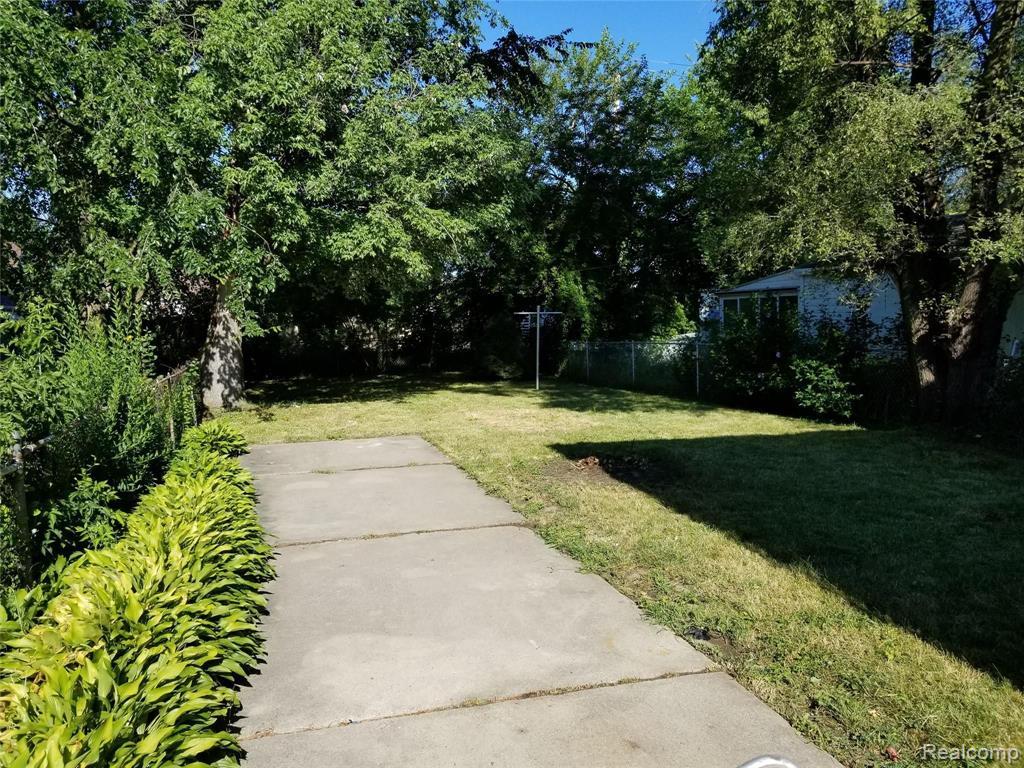 7305 Evergreen Road Detroit, MI 48228 - Photo 11 of 13