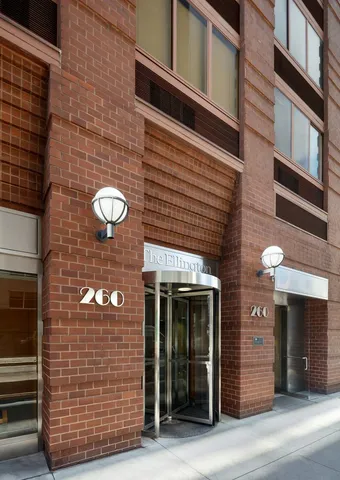 $3,954 | 260 West 52nd Street, Unit 4D | Theater District