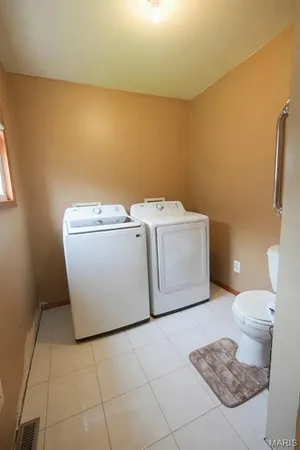 $150,000 | 410 Henry Street, Gillespie, IL 62033