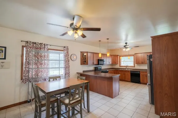 $150,000 | 410 Henry Street, Gillespie, IL 62033