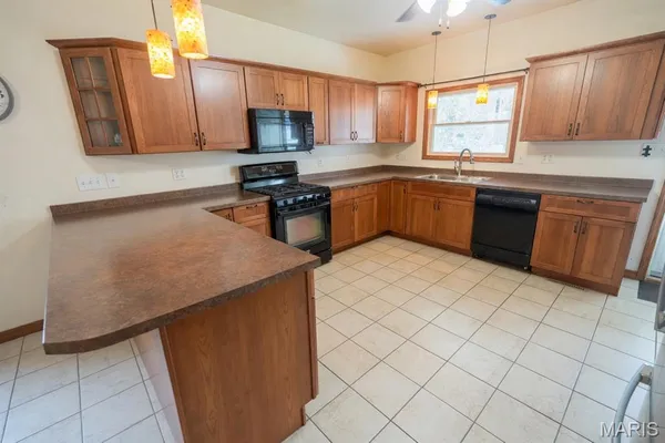 $150,000 | 410 Henry Street, Gillespie, IL 62033