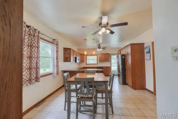 $150,000 | 410 Henry Street, Gillespie, IL 62033