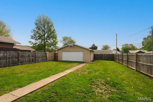 $150,000 | 410 Henry Street, Gillespie, IL 62033