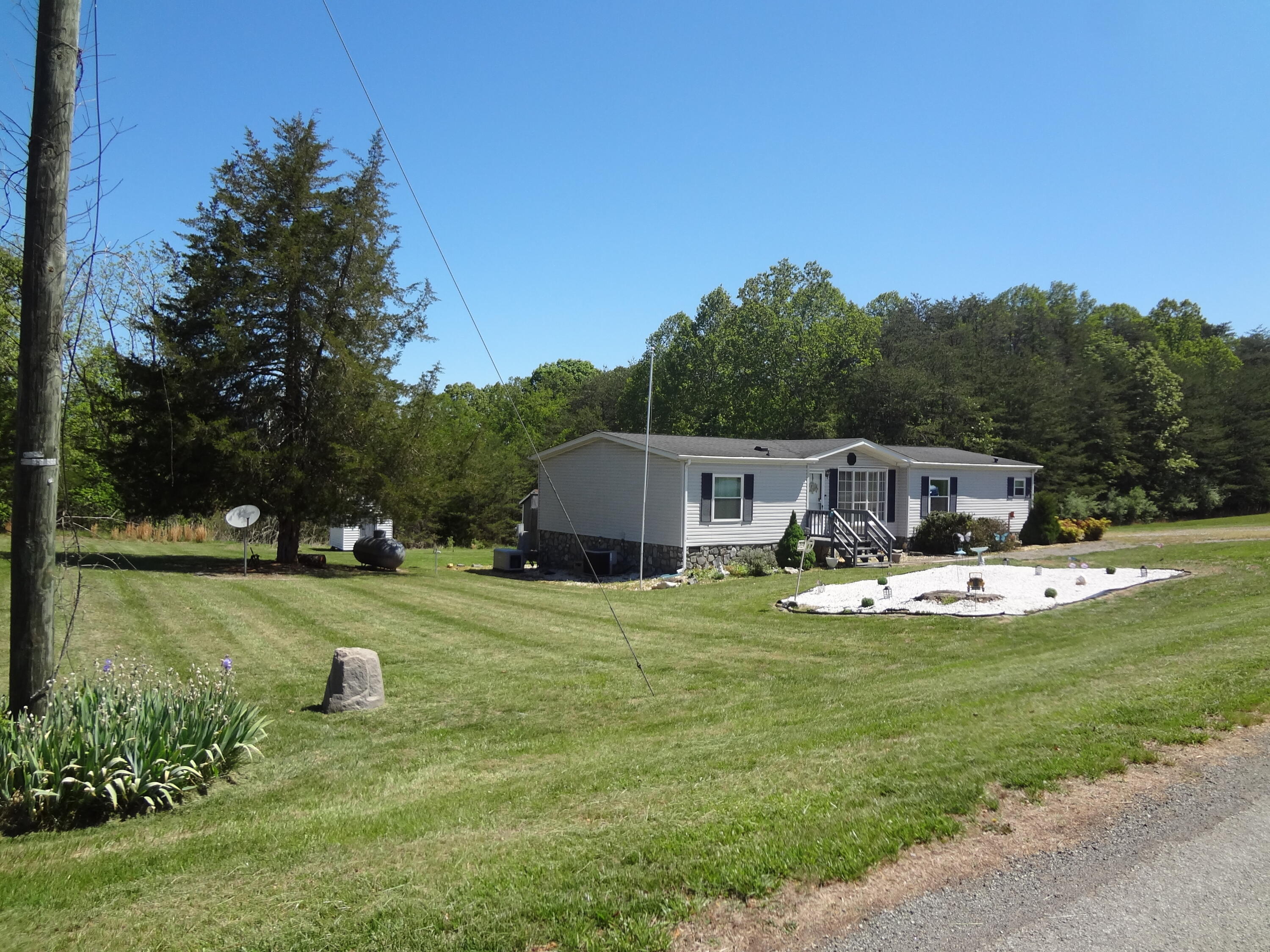 545 Black Rock Road Rocky Mount, VA 24151 - Photo 4 of 31 side view 3