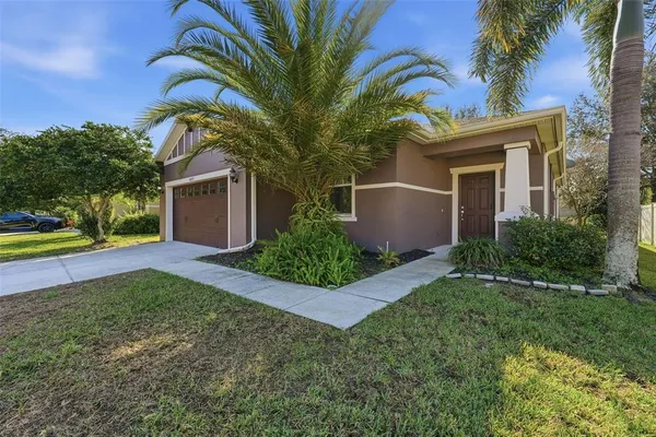 $2,300 | 30235 Cheval Street, Mount Dora, FL 32757