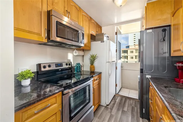 $430,000 | 1134 Kinau Street, Unit 801, Honolulu, HI 96814