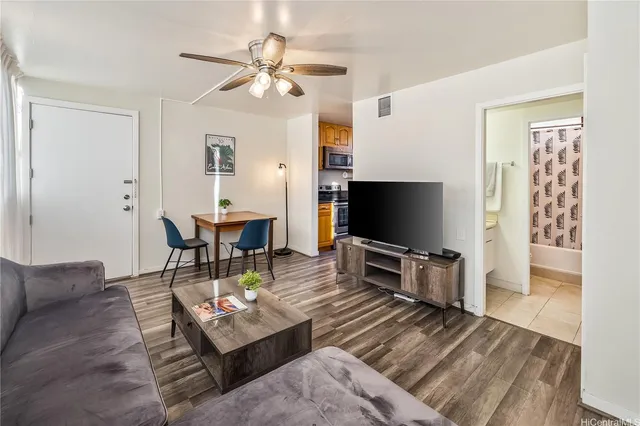 $430,000 | 1134 Kinau Street, Unit 801, Honolulu, HI 96814