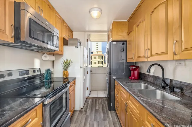$430,000 | 1134 Kinau Street, Unit 801, Honolulu, HI 96814