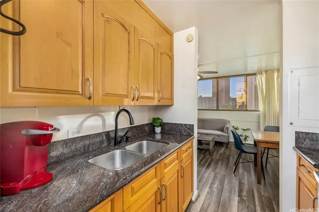 $430,000 | 1134 Kinau Street, Unit 801, Honolulu, HI 96814