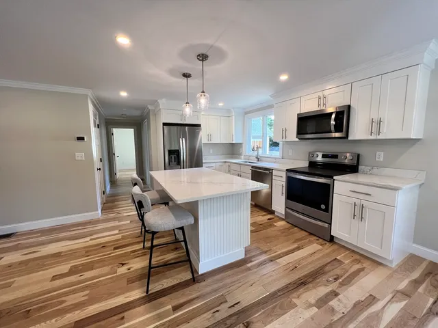 $3,200 | 1 A Old Mill Road, Unit 1, Maynard, MA 01754