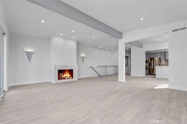 $2,190,000 | 1210 1st Place, Hermosa Beach, CA 90254