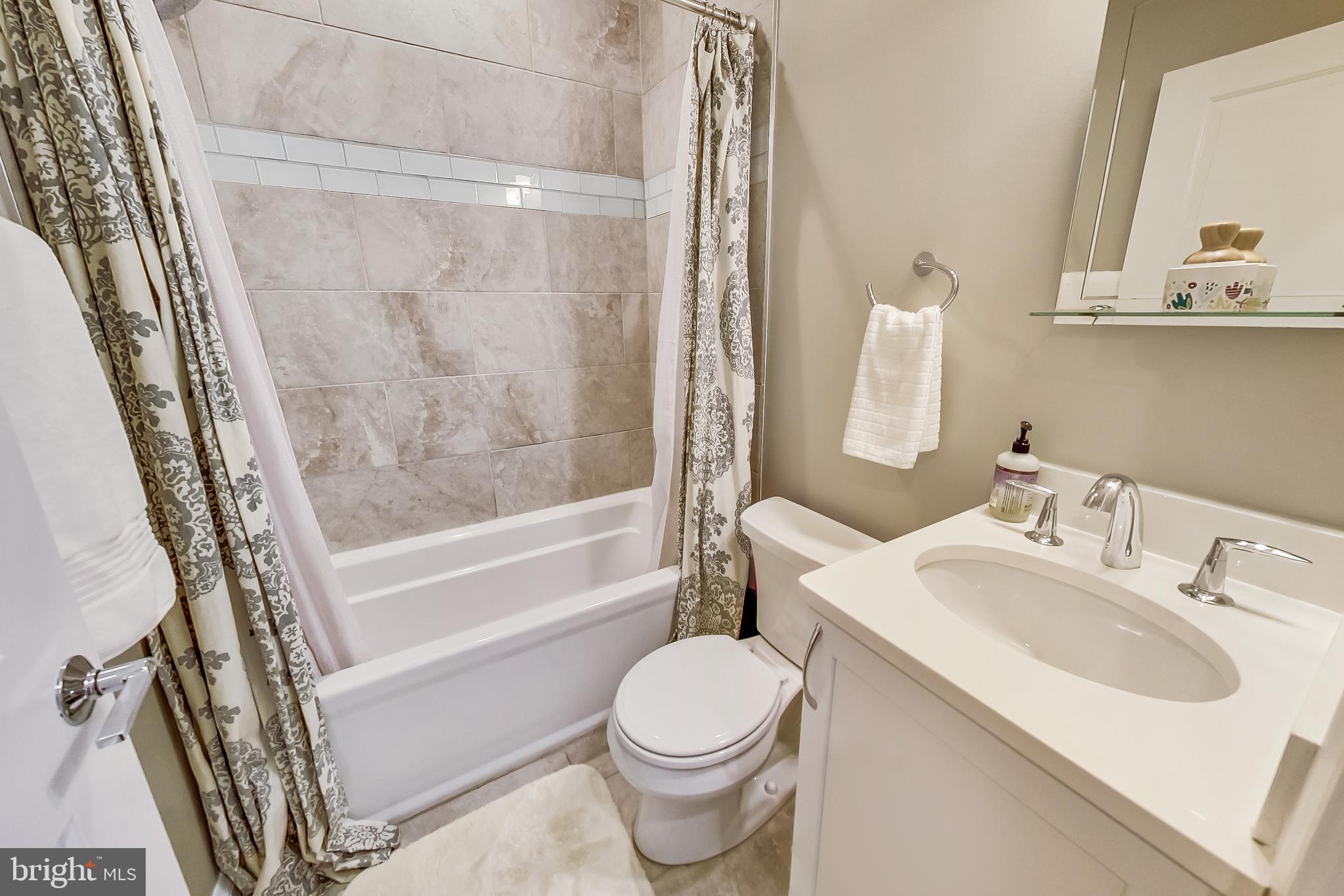 3585 13th Street Northwest, Unit 4 Washington, DC 20010 - Photo 20 of 41