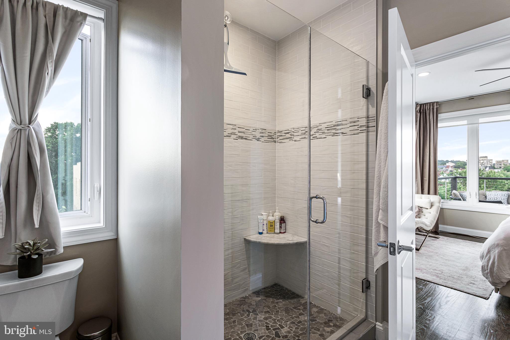 3585 13th Street Northwest, Unit 4 Washington, DC 20010 - Photo 29 of 41