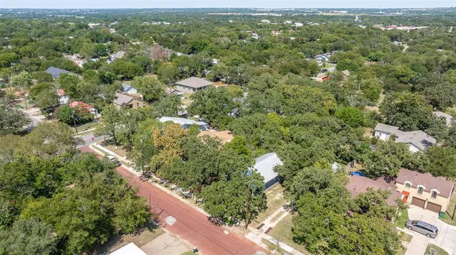 $185,000 | 863 Clinton Avenue, Stephenville, TX 76401