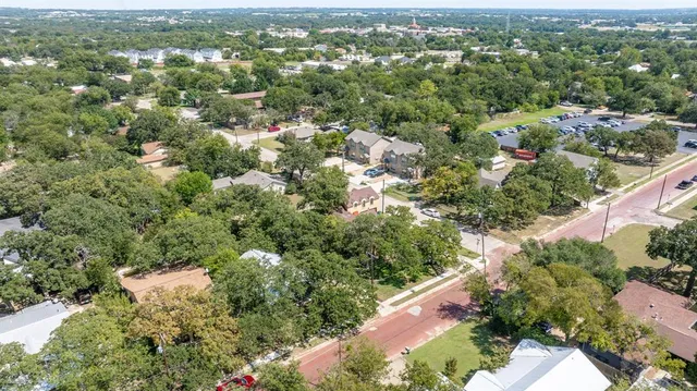 $185,000 | 863 Clinton Avenue, Stephenville, TX 76401