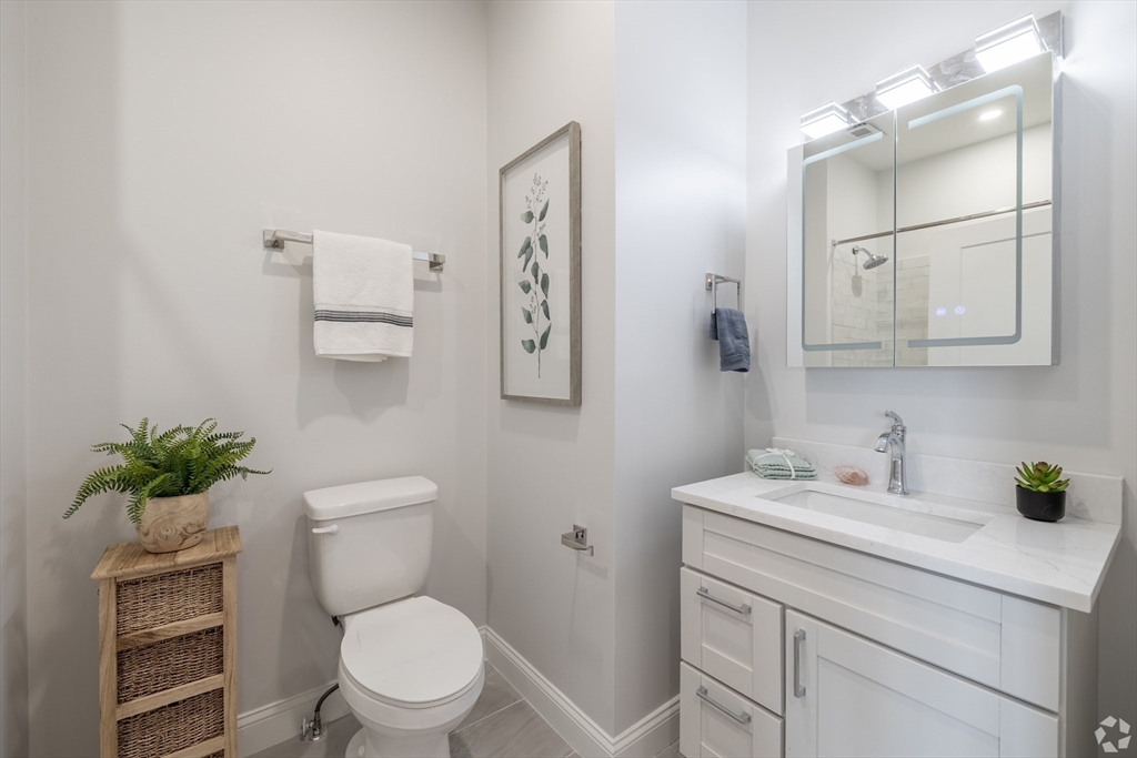 69 East Central Street, Unit 302 Natick, MA 01760 - Photo 7 of 12