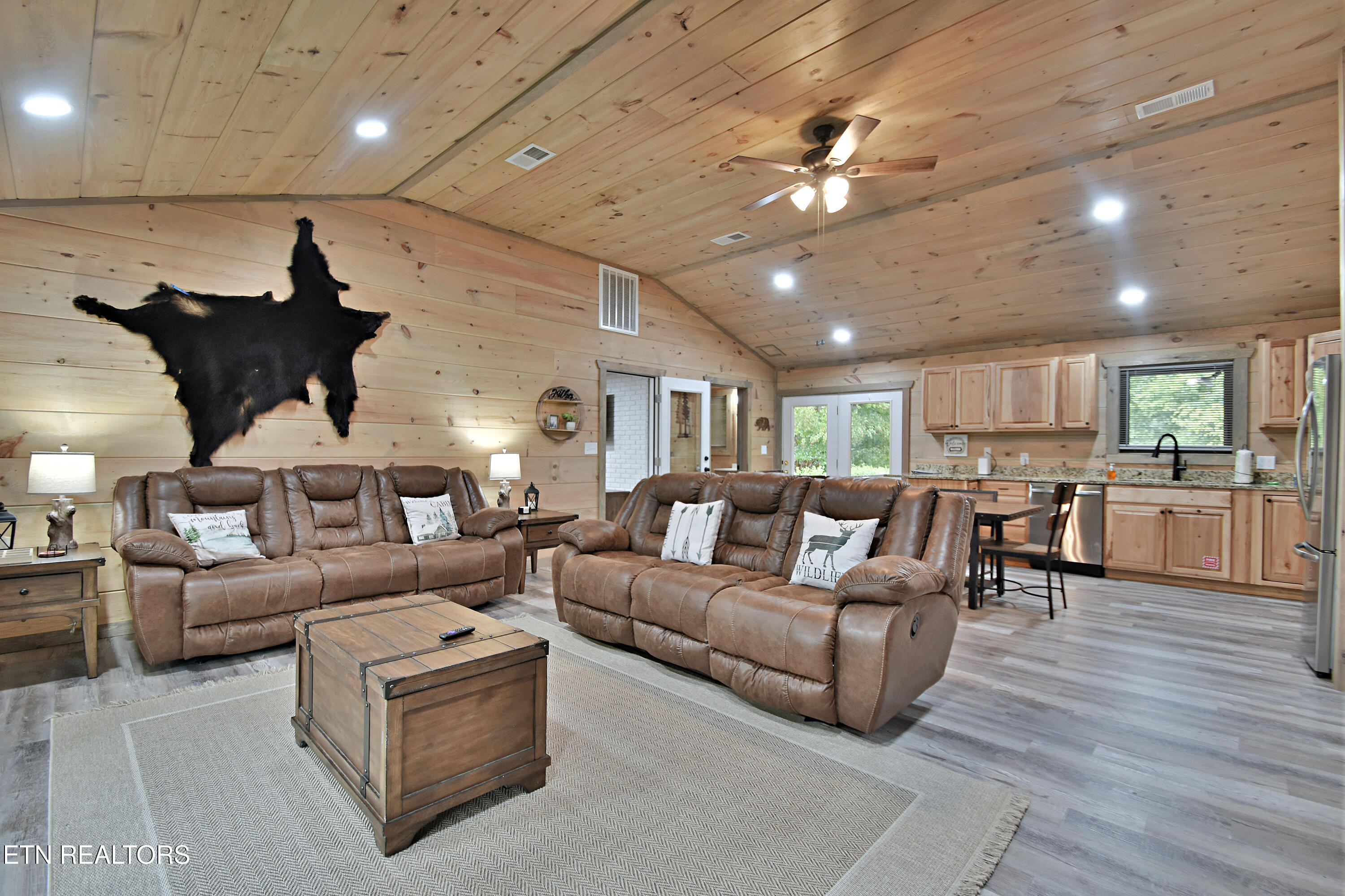 2639 High Valley Drive Pigeon Forge, TN 37863 - Photo 6 of 34 DSC_2791