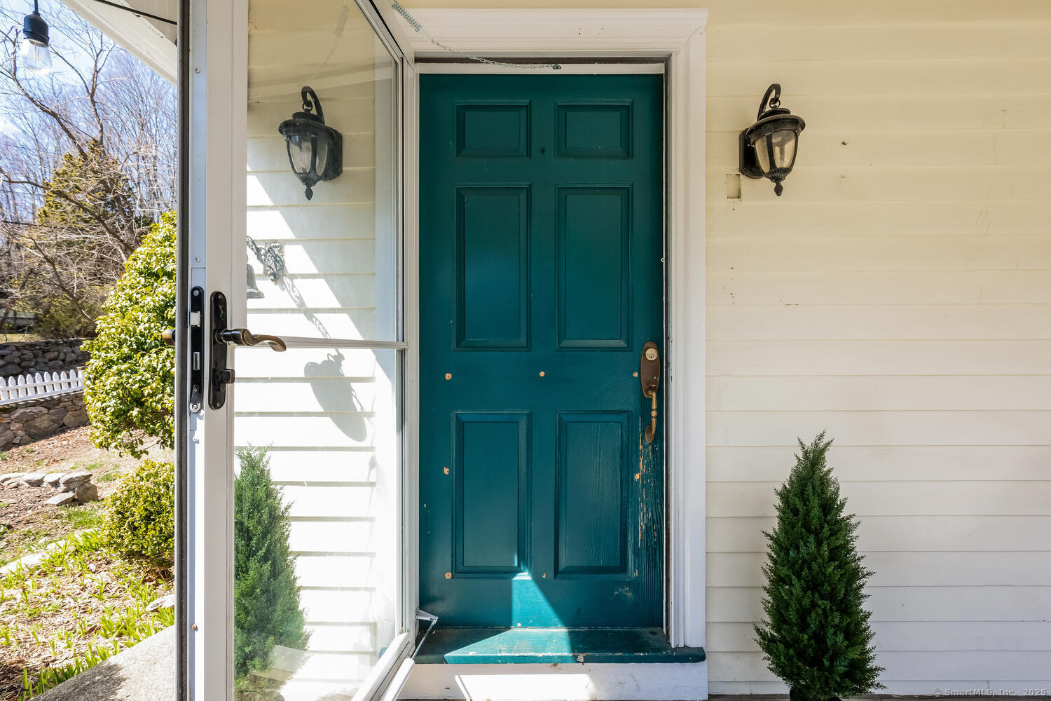 175 Mountain Road Wilton, CT 06897 - Photo 3 of 40 a bathroom with a shower