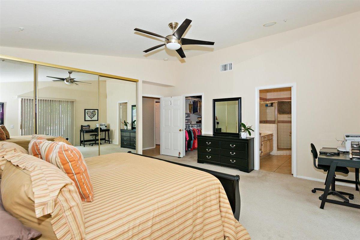 68430 Tortuga Road Cathedral City, CA 92234 - Photo 18 of 32 15-Primary Bedroom