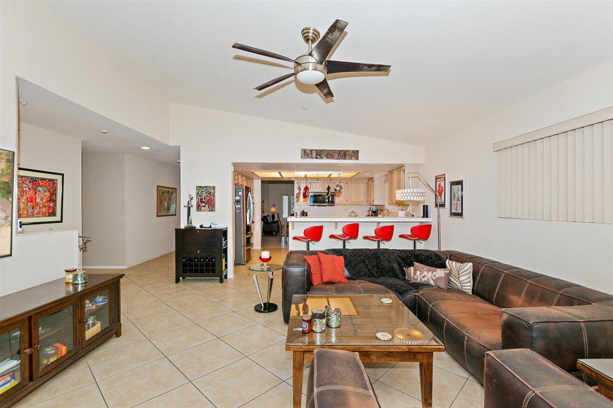 68430 Tortuga Road Cathedral City, CA 92234 - Photo 21 of 32 12-Main Living Room