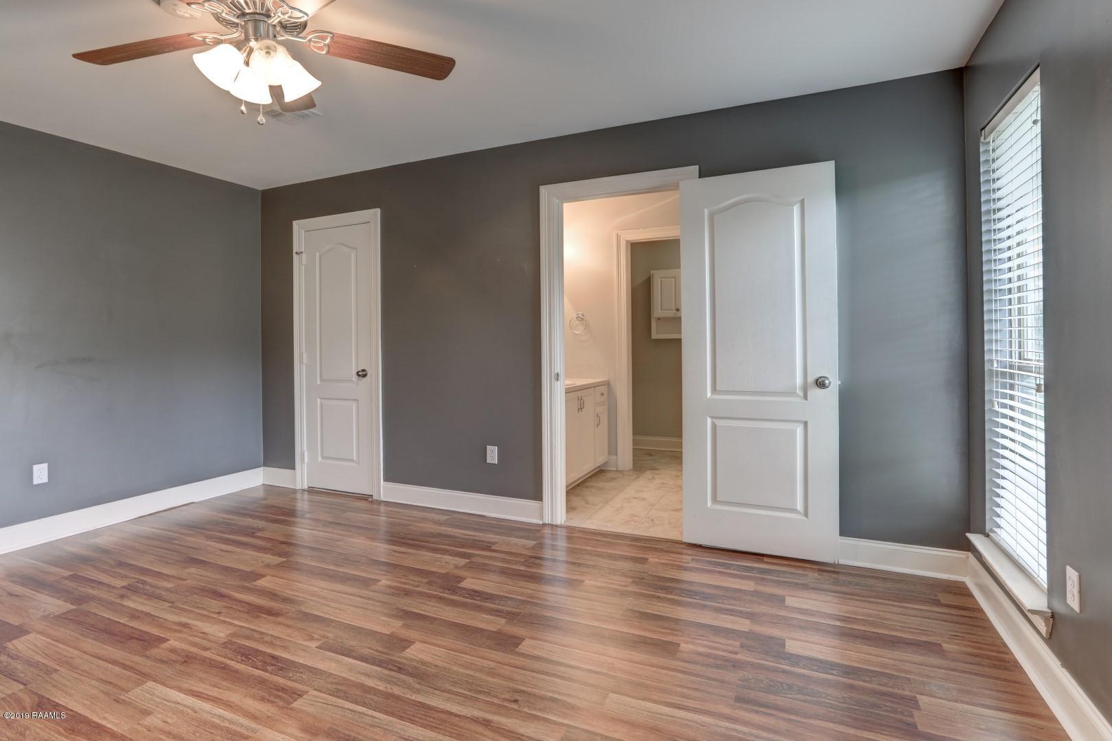 1060 Huval Road Breaux Bridge, LA 70517 - Photo 18 of 30 Huval-20