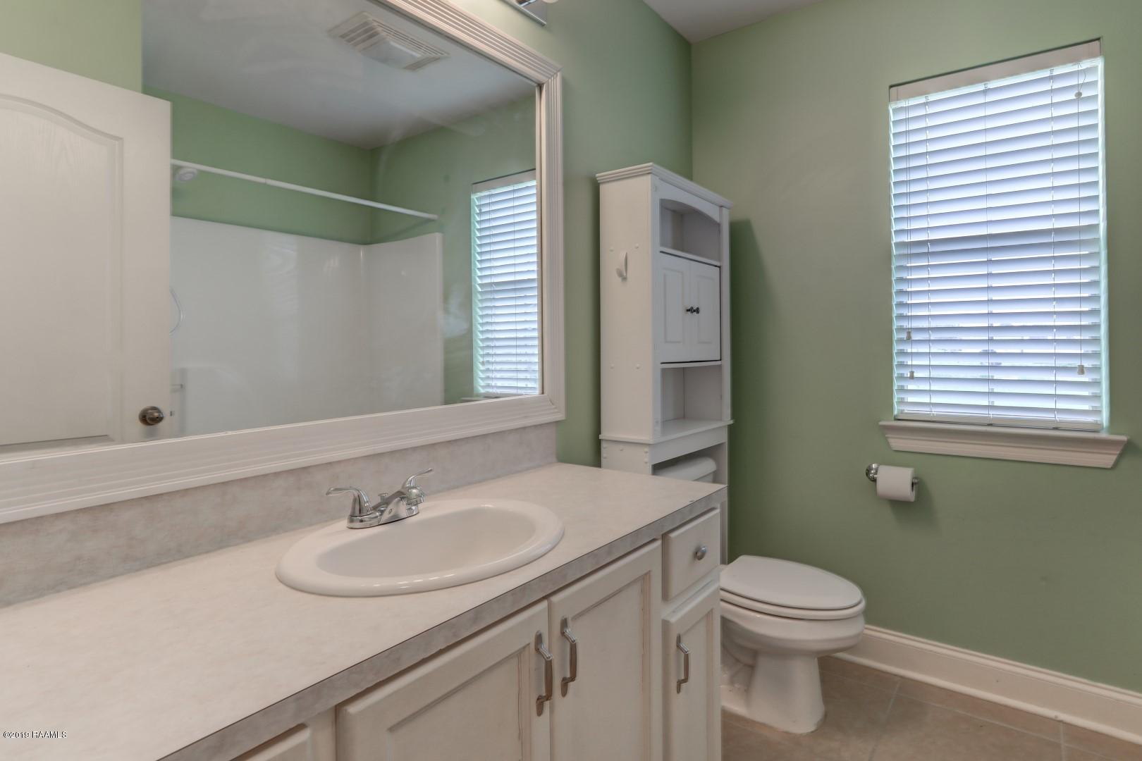 1060 Huval Road Breaux Bridge, LA 70517 - Photo 21 of 30 Huval-22