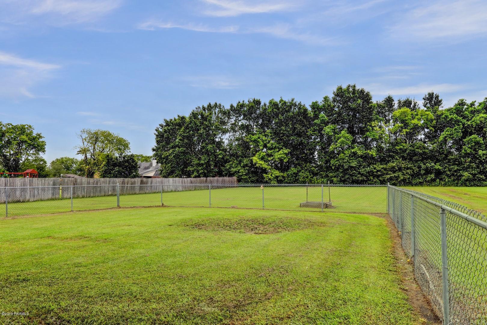 1060 Huval Road Breaux Bridge, LA 70517 - Photo 27 of 30 Huval-27