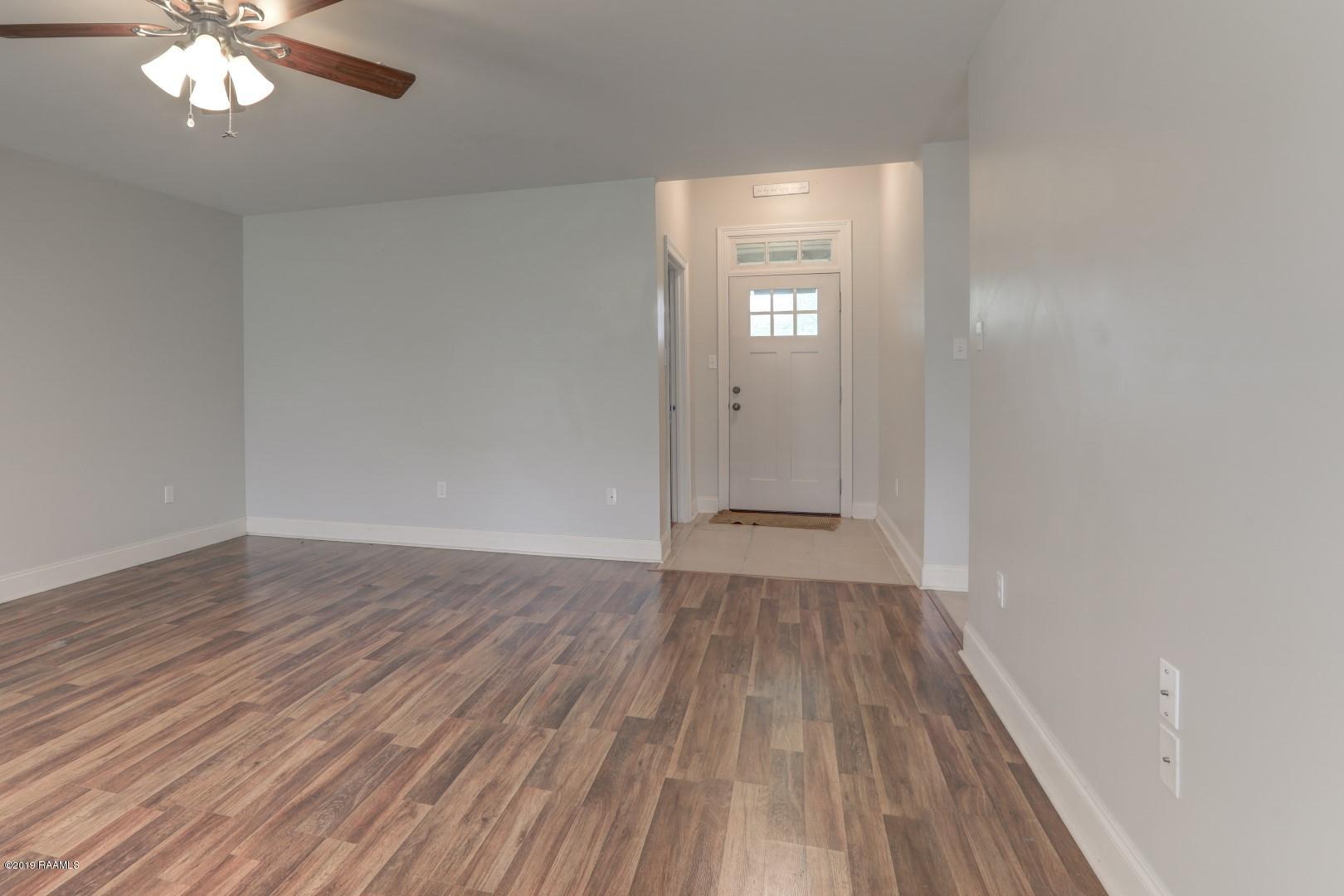 1060 Huval Road Breaux Bridge, LA 70517 - Photo 6 of 30 Huval-9