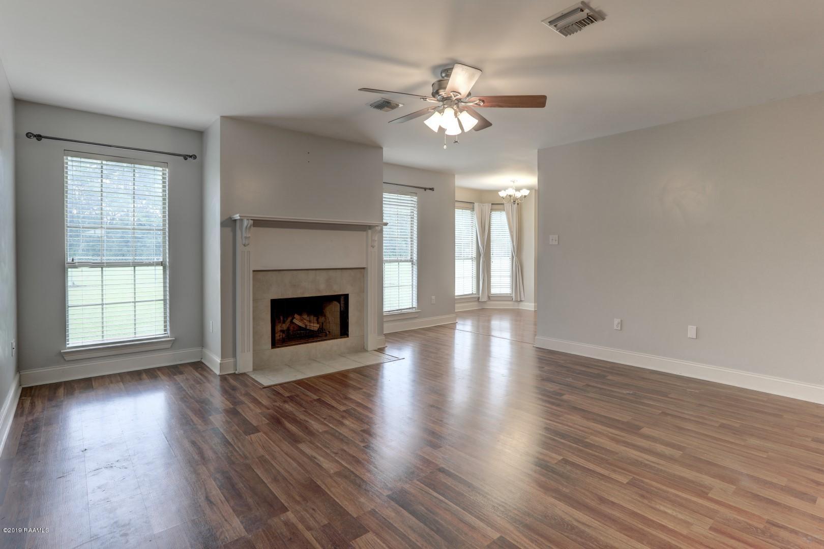 1060 Huval Road Breaux Bridge, LA 70517 - Photo 9 of 30 Huval-10