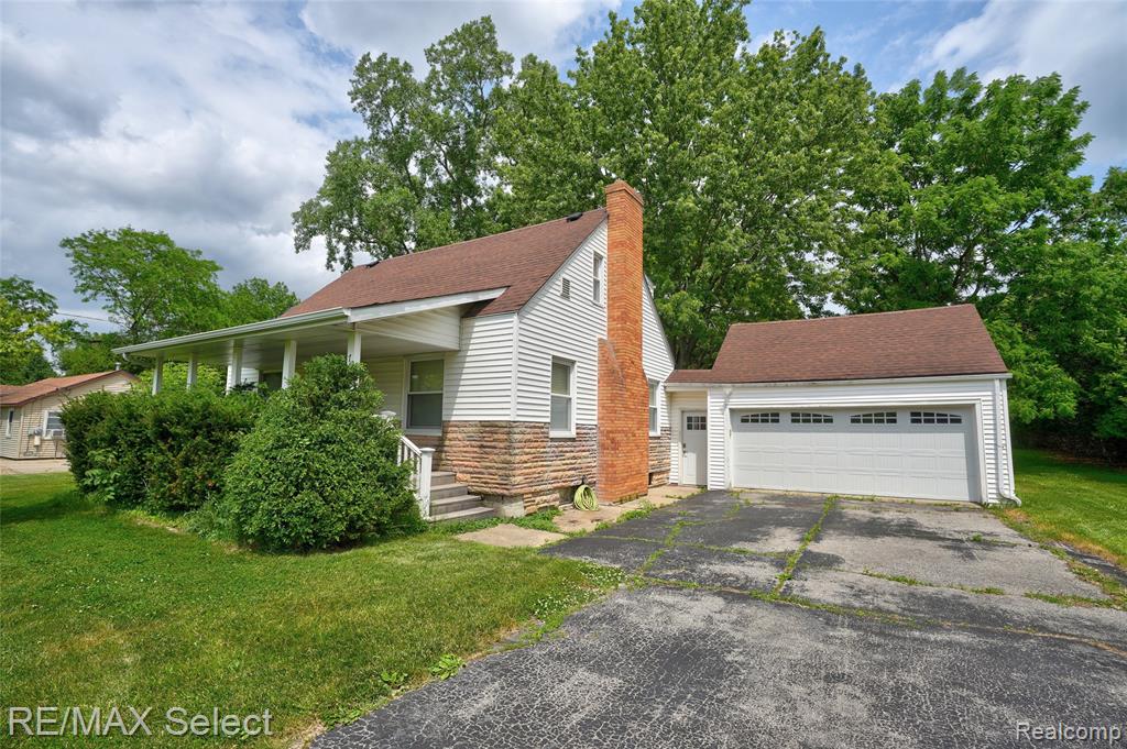 7173 Porter Road Grand Blanc, MI 48439 - Photo 2 of 35
