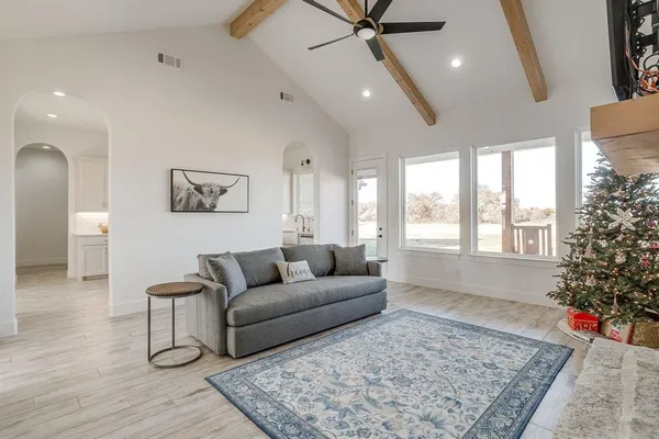 $790,000 | 8140 Lavender Road, Springtown, TX 76082