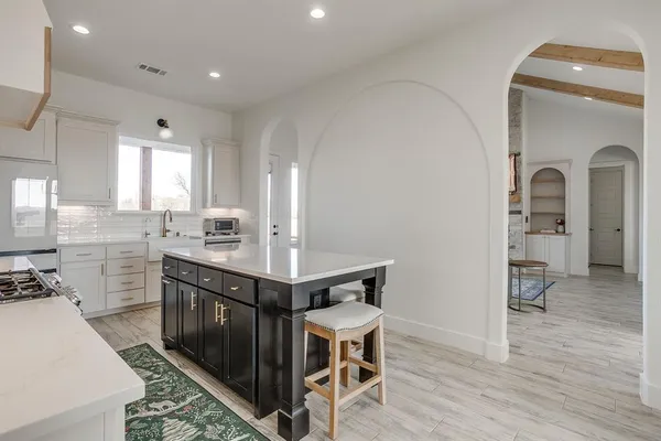 $790,000 | 8140 Lavender Road, Springtown, TX 76082