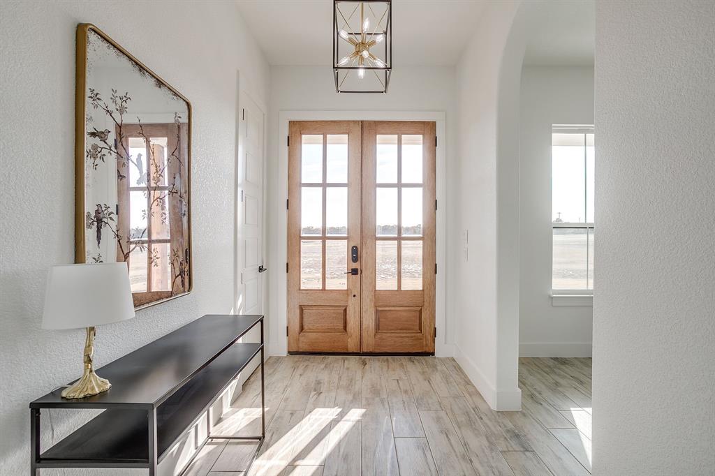 8140 Lavender Road Springtown, TX 76082 - Photo 10 of 40 a view of livingroom with furniture and windows
