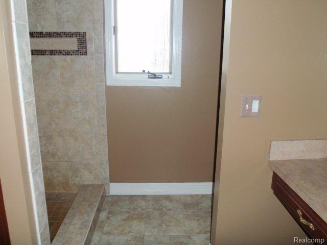 75360 True Road Armada, MI 48005 - Photo 12 of 19 PB120028 (1)