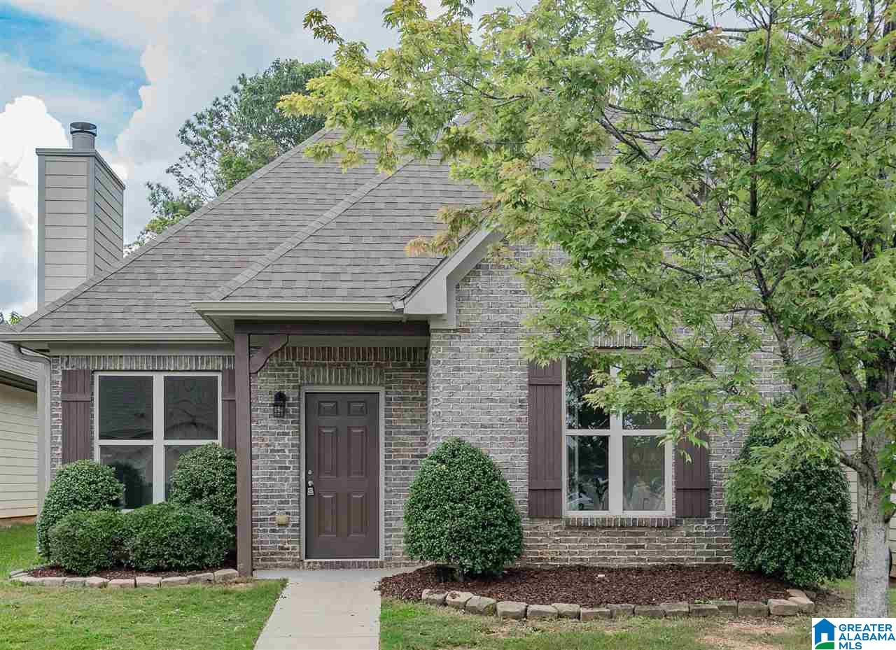 1017 Savannah Lane Calera, AL 35040 - Photo 2 of 26