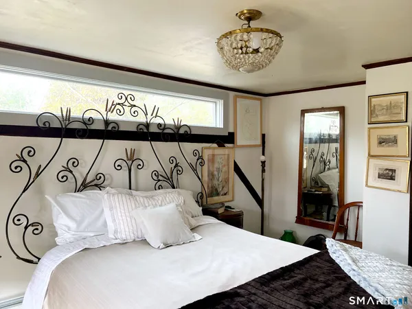 $3,500 | 32 West Avenue, Essex, CT 06426