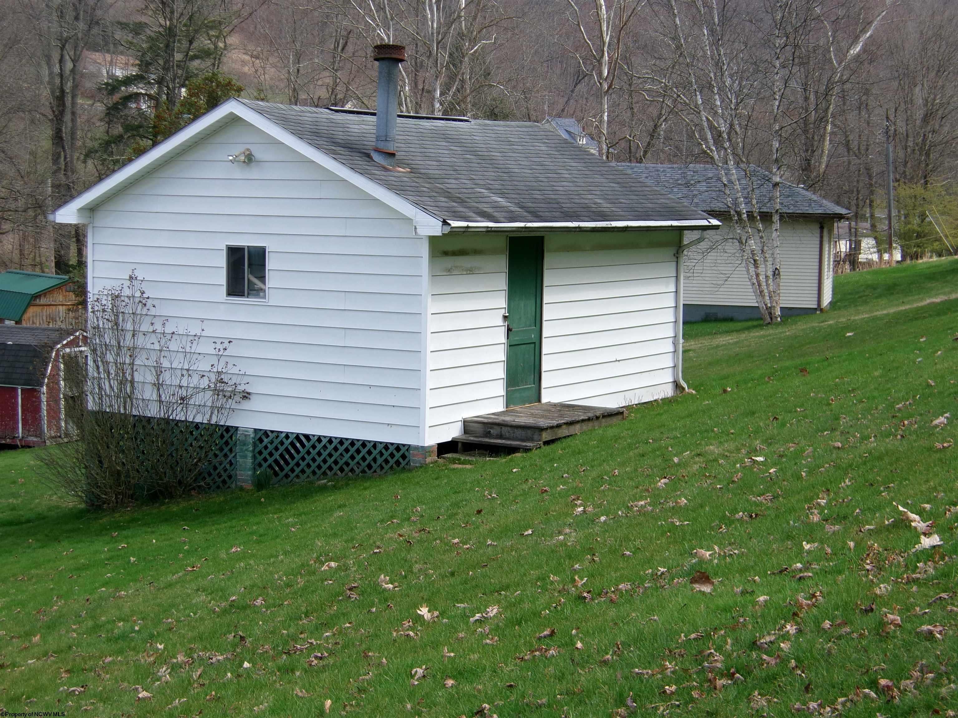 63 Bartrug Road Fairmont, WV 26554 - Photo 7 of 40 Gallery Image 7