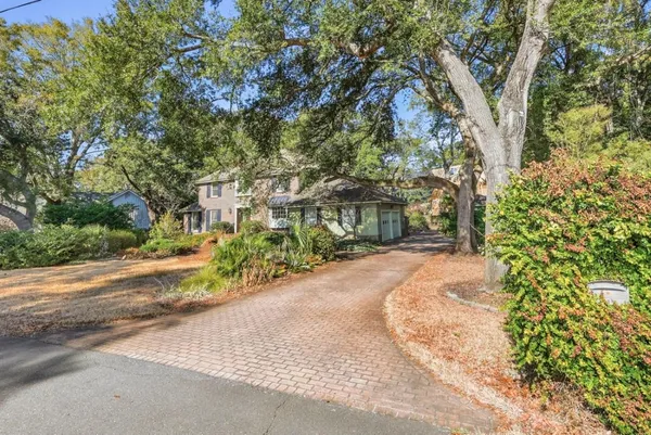 $695,000 | 571 Fernwood Road, Murrells Inlet, SC 29576