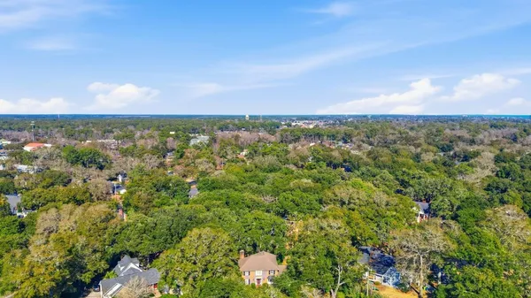 $695,000 | 571 Fernwood Road, Murrells Inlet, SC 29576