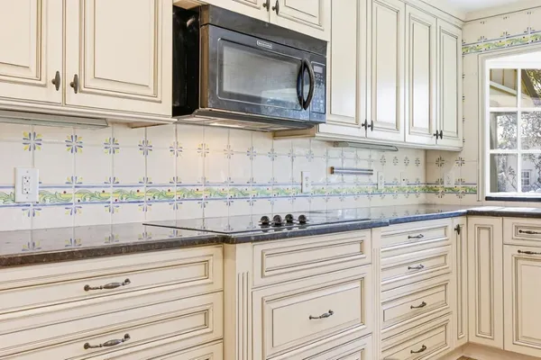 $695,000 | 571 Fernwood Road, Murrells Inlet, SC 29576
