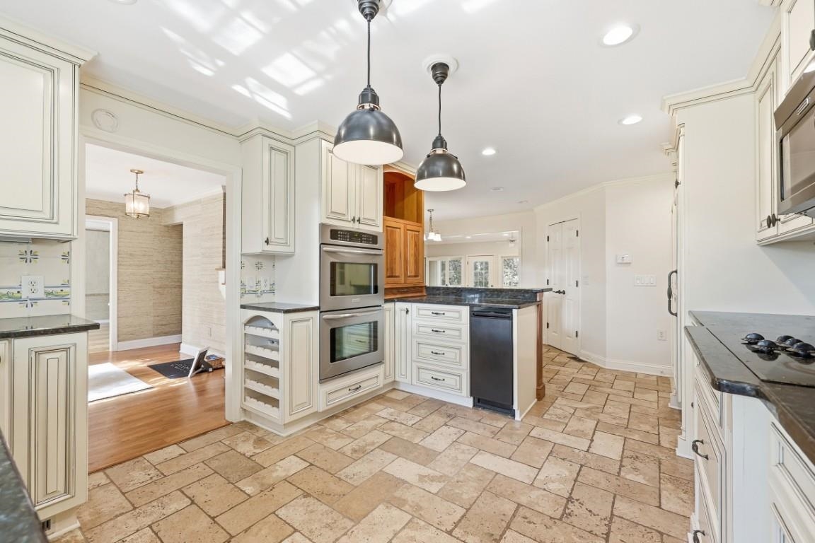 571 Fernwood Road Murrells Inlet, SC 29576 - Photo 9 of 46