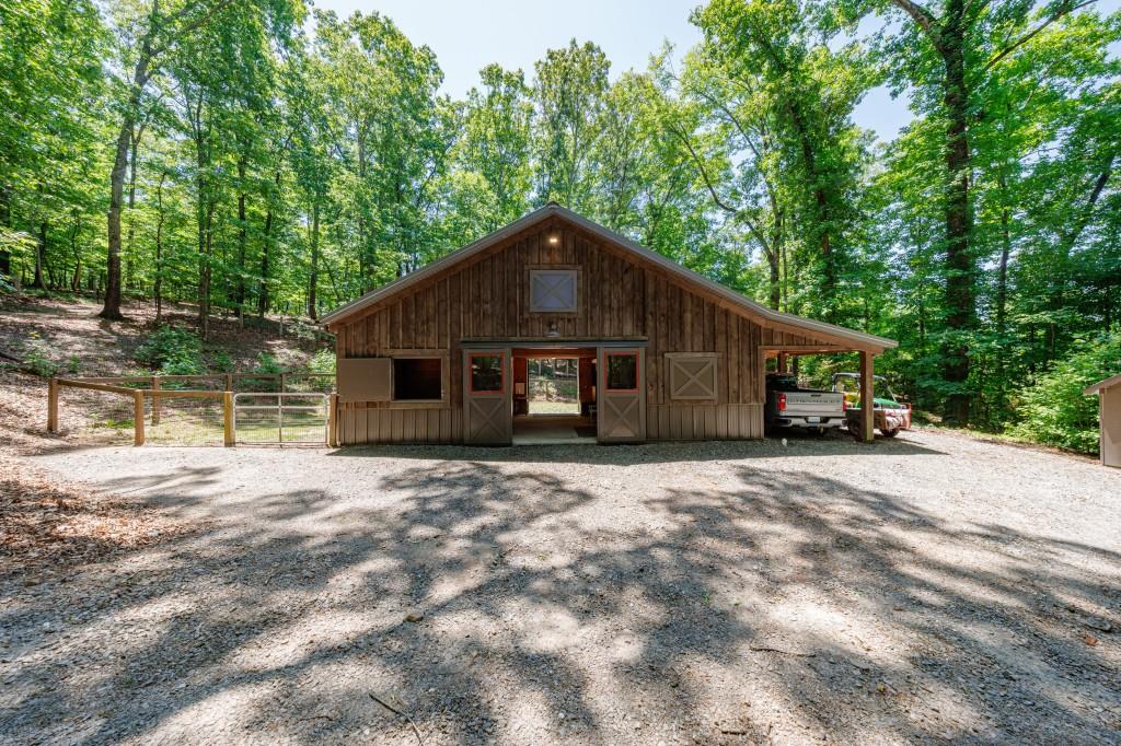 950 Jones Road Roswell, GA 30075 - Photo 30 of 62