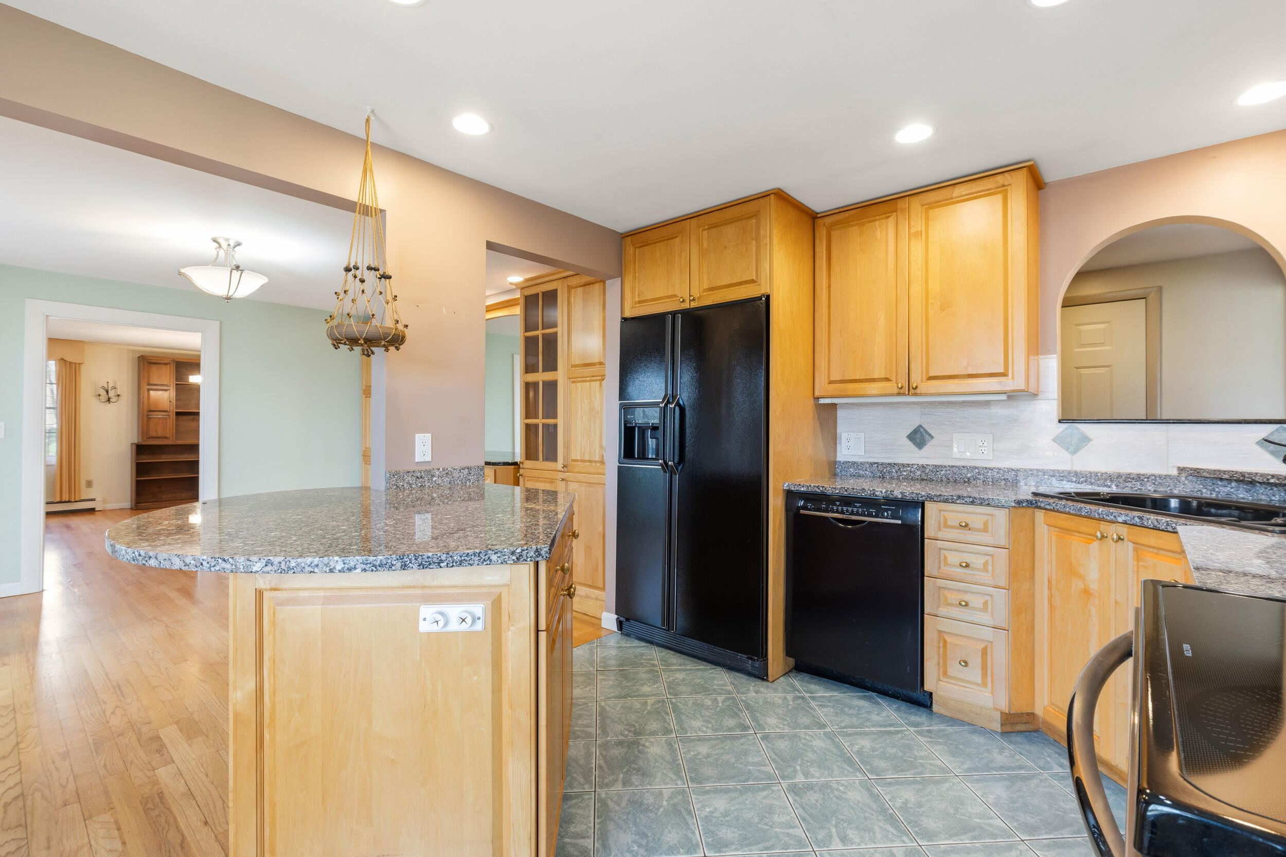 34 McAuley Road Cape Elizabeth, ME 04107 - Photo 5 of 58 34 mcauley rd cape elizabeth me 04107 us