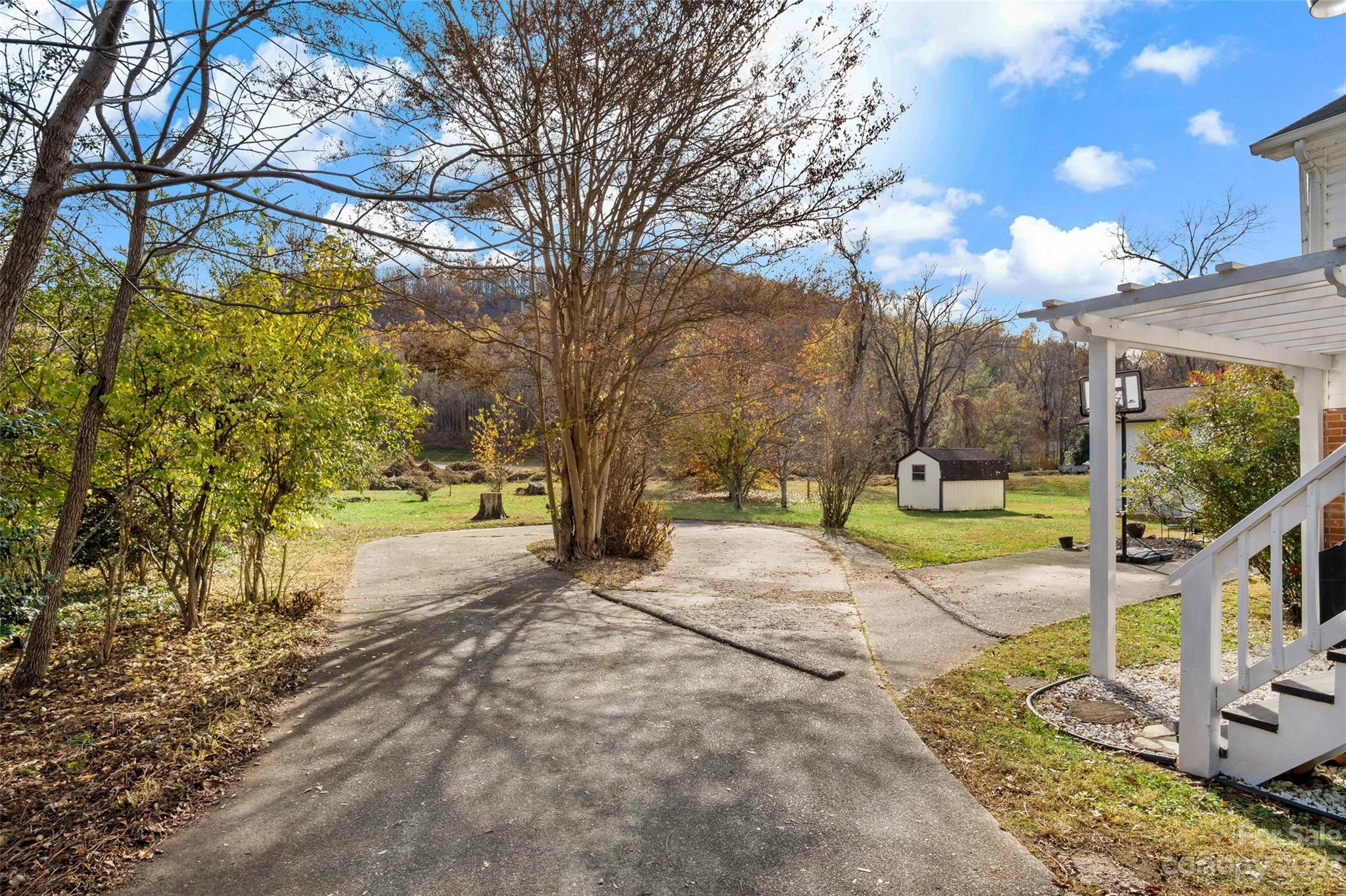 716 Rutherford Road Marion, NC 28752 - Photo 4 of 30 Gallery Image 4